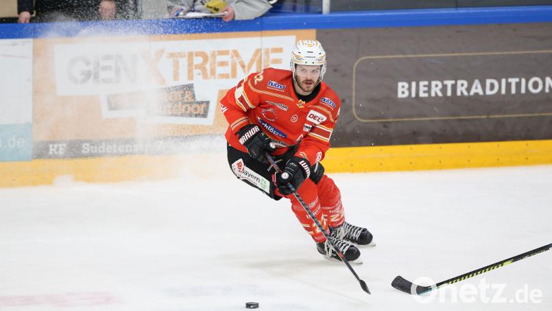 Mittelstürmer Fabian Voit wechselt vom DEL2-Club ESV Kaufbeuren zu den Blue Devils Weiden. Bild: Benjamin Lahr