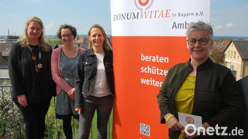 Das Team von Donum Vitae (von links): Stephanie Bogner, Hannah Kenst (Sulzbach-Rosenberg), Julia Wiesend und Leiterin Ute Schieder. Bild: gsp
