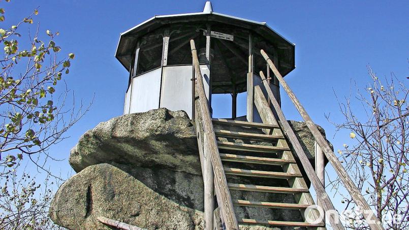 Der Aussichtspunkt Schüssel auf dem Waldstein: Rund um diesen Berg will der FGV in diesem Jahr Wege sichern und ausbauen, auch um für anstehende Jubiläen gerüstet zu sein. Bild: Wolfgang Neidhardt/fph