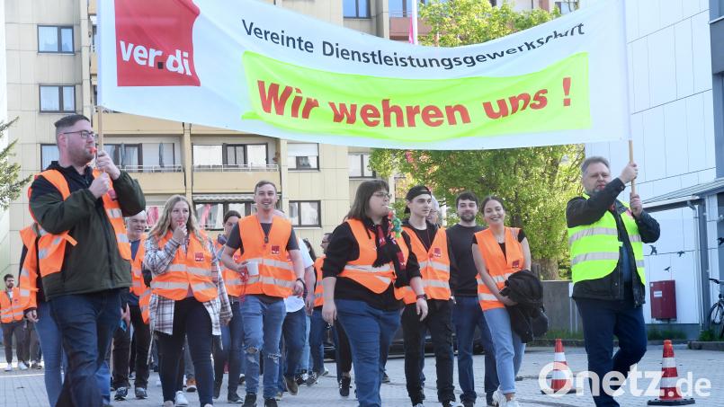 Verdi streikt bei der Telekom in Weiden – und 100 Mitarbeiter beteiligen sich. Bild: Gabi Schönberger