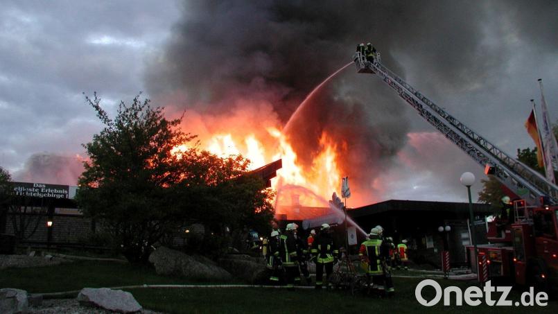 Vor zehn Jahren ist das Kristallbad in Fichtelberg abgebrannt. Archivbild: gis