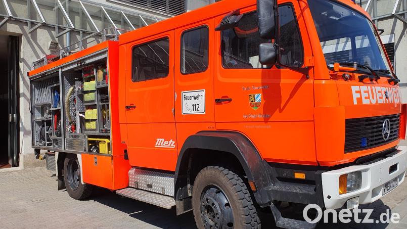 Das Tanklöschfahrzeug TLF16/25 geht als Spende in die Ukraine. Zuletzt war das Auto bei der Feuerwehr Rothenstadt im Einsatz. Bild: Lowak