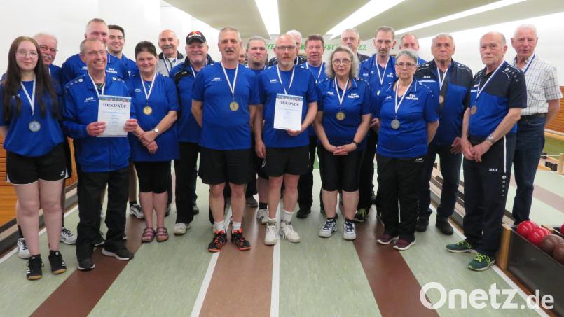 Bei der bayerischen Meisterschaft im Versehrtenkegeln zeigten die Teilnehmer ansprechende Leistungen. Bild: adj