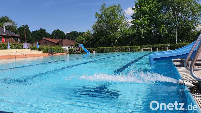 Das Freibad Windischeschenbach startet am Freitag, 22. Mai, in die Saison. Bild: Lowak