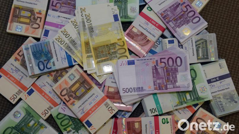 Die Stadt Nabburg bewegt 2022 soviel Geld wie noch in keinem Jahr zuvor. Symbolbild: Petra Hartl