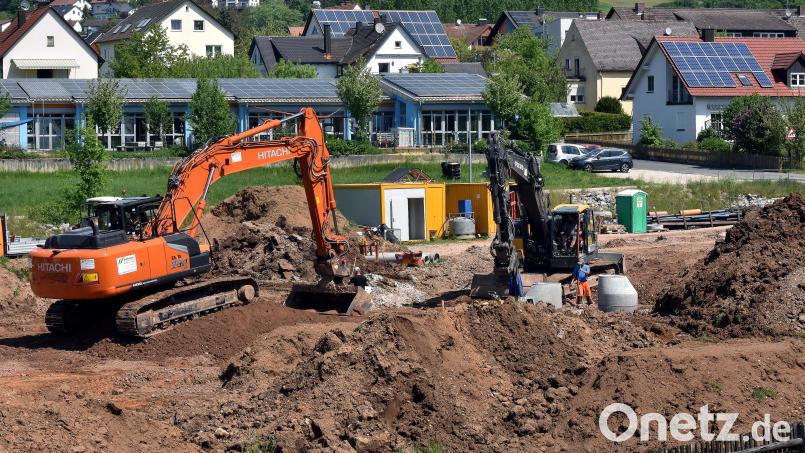 Auf dem ehemaligen Raigeringer Sportplatz entsteht ein Baugebiet. Bild: Stephan Huber