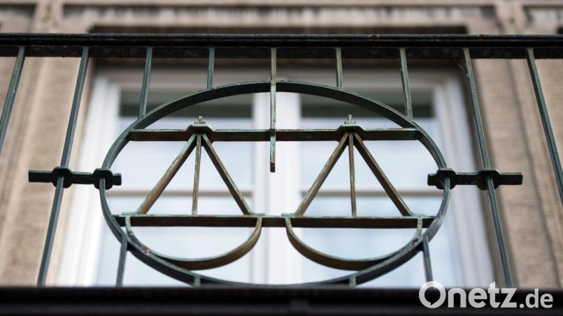 Einen regen Drogenhandel betrieb "Joe" aus Burglengenfeld. Nun musste er sich vor Gericht verantworten. Symbolbild: Bernd Thisser/dpa