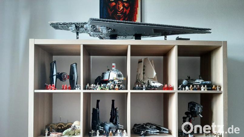 Lego Star Wars in einem Regal. Bild: Georg Bräutigam/exb