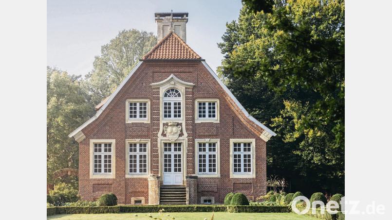 Der Lyrikweg führt entlang der wichtigsten Lebensstätten von Annette von Droste-Hülshoff, darunter dem Haus Rüschhaus. Bild: Christoph Steinweg/BOK + Gärtner GmbH /dpa