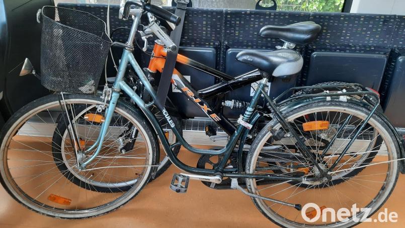Die Polizei sucht die Eigentümer dieses Fahrräder. Bild: Bundespolizei/exb