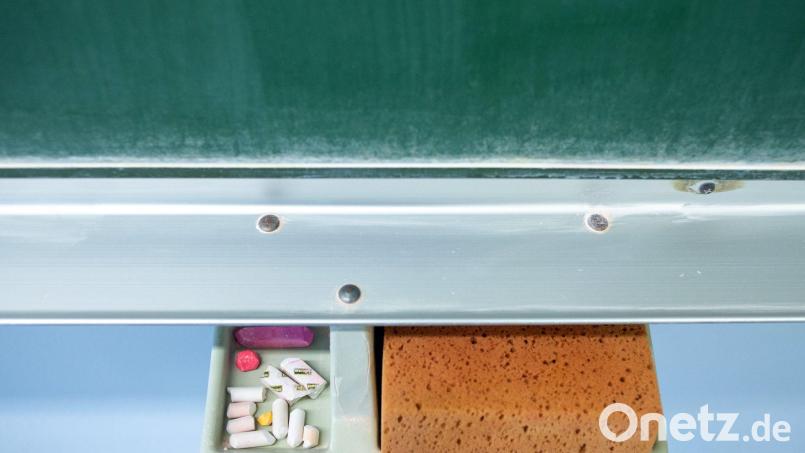 Der BLLV fordert, dass bei der Budgetierung und Stundenzuweisung Kinder mit Förderbedarf dreifach gezählt werden. Dadurch würden Klassen, denen Kinder mit Förderbedarf angehören, kleiner. Symbolbild: Klaus-Dietmar Gabbert/dpa-Zentralbild/ZB/Symbolbild