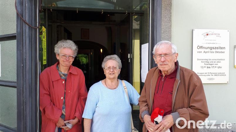 Familie Helmecke aus Frankfurt besuchte das Knopfmuseum schon mindestens acht Mal. Bild: Andrea Bäuml/exb