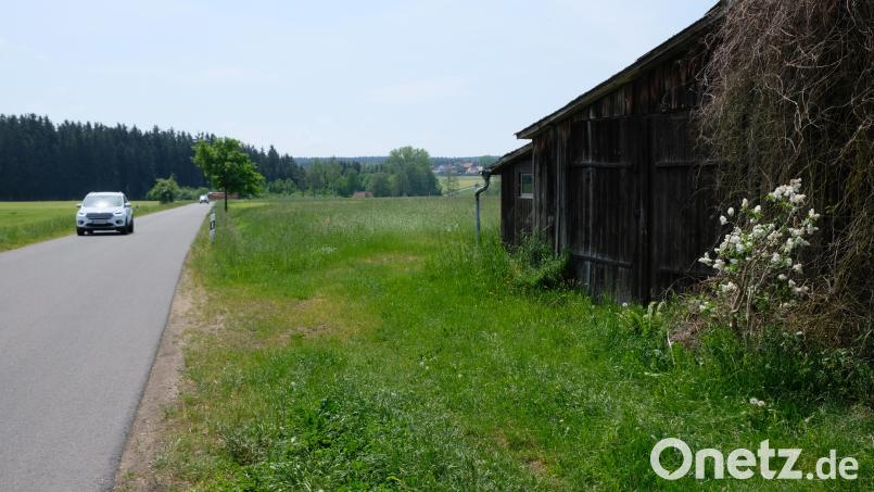 Auf Vorbacher Gemeindegebiet sollen an der Gemeindeverbindungsstraße Moos-Oberbibrach in Höhe der Scheuen zwei Ausweichstellen gebaut werden, um die Verkehrssicherheit zu verbessern und den Verkehrsfluss zu erleichtern. Bild: do