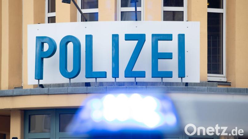 Warum der Mann als Löwe verkleidet war, weiß die Polizei bisher nicht. Symbolbild: Friso Gentsch/dpa/Symbolbild