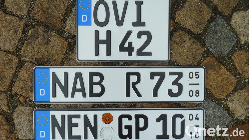 Die Kennzeichen der Altlandkreise sind auch im Landkreis Schwandorf beliebt. Neben OVI, NAB und NEN gab es auch noch BUL. Archivbild: Gertraud Portner