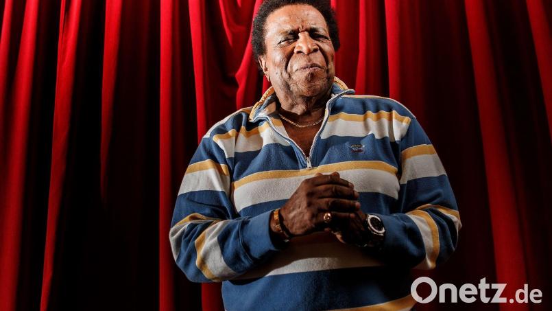 Roberto Blanco, Schlagersänger, wird am 7. Juni 85. Bild: Carsten Koall/dpa/Archivbild