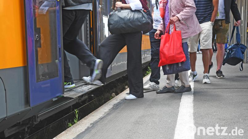 Am ersten Tag des 9-Euro-Tickets gab es keinen Ansturm auf Bus und Bahn in Weiden. Bild: Gabi Schönberger