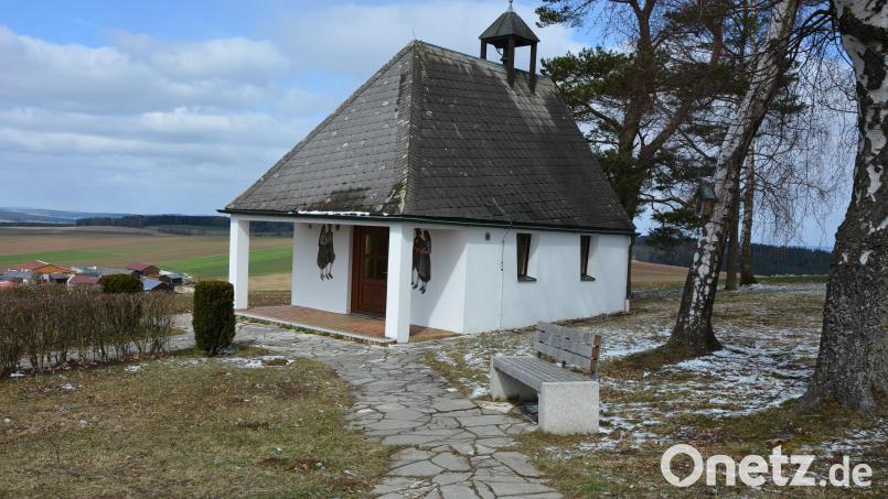 Unbekannte stahlen an der Maria Frieden Kapelle zwei Fallrohre. Archivbild: jr