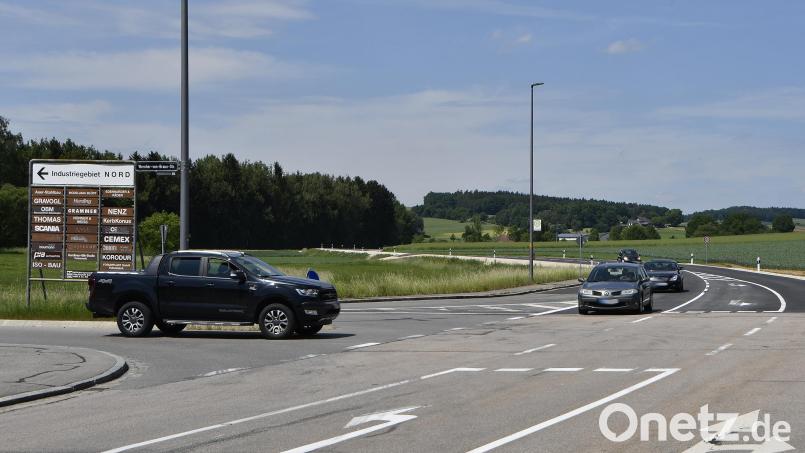 Die Straßensperre bei Immenstetten ist wieder aufgehoben worden. Bild: Petra Hartl