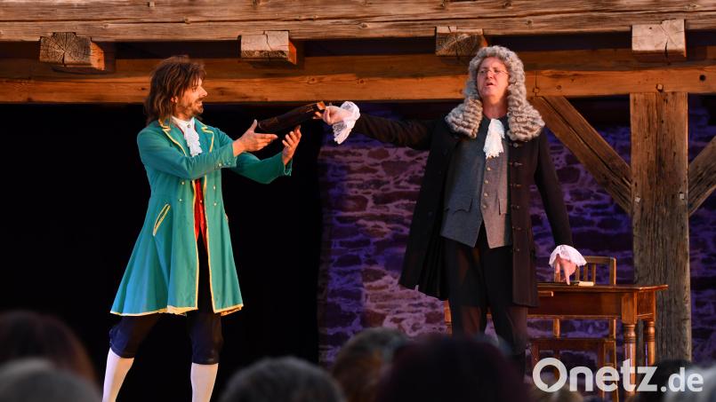 Die dramatische Komödie des „Schikaneder“ führte das Landestheater Oberpfalz im Freilandmuseum auf, Bild: Freya Stoeckl