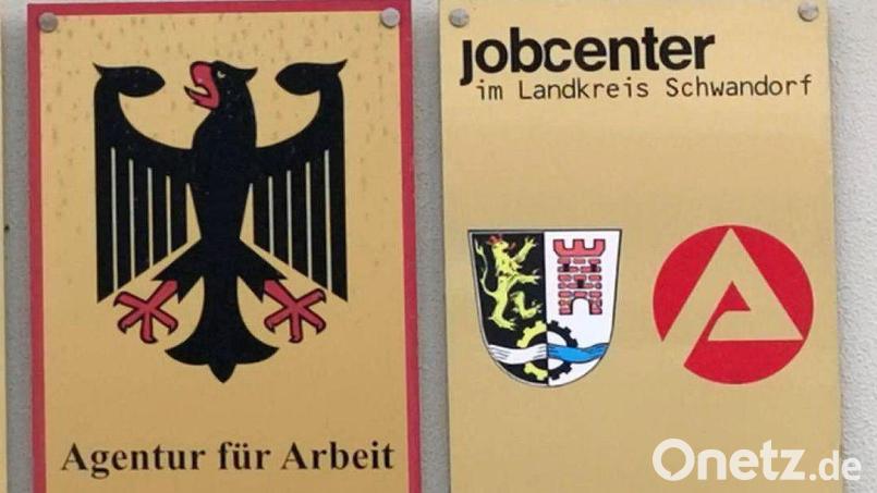 Bei der Agentur für Arbeit Oberviechtach sind derzeit 160 Menschen arbeitslos gemeldet. Bild: Portner