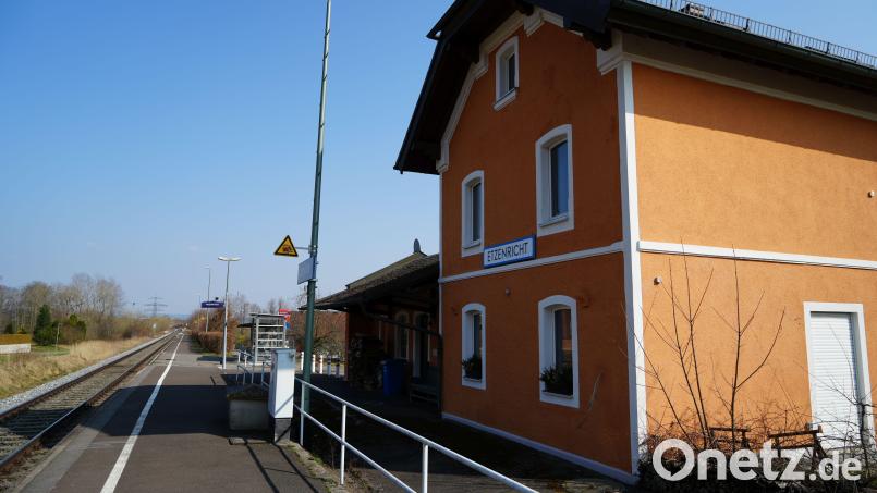 Am Bahnhof Etzenricht hält ab Sonntag, 12. Juni, nun endgültig kein Zug mehr. Bild: Meier, Marco