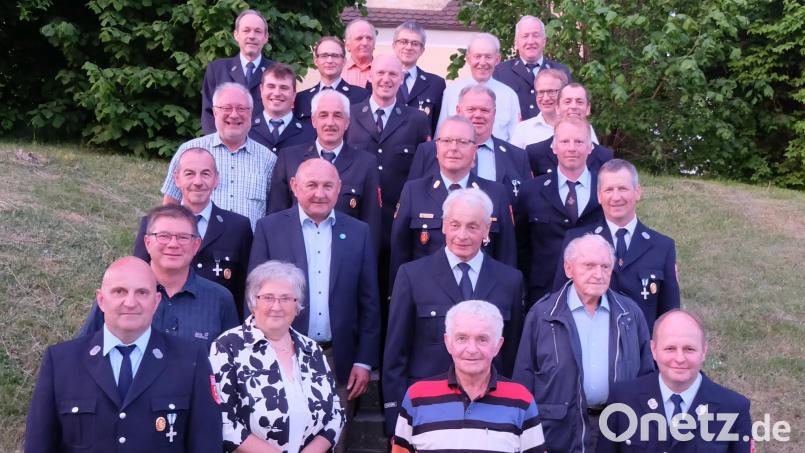 Die Feuerwehr Iber ehrt langjährige Mitglieder und Aktive. Bild: ibj
