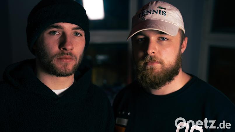 DzumE und Steve bilden das Kollektiv &quot;SLA&quot; und sind die bekanntesten DJ-Künstler Weidens. Sie treten am Campus Open Air auf. Bild: Konzertbüro Oberpfalz