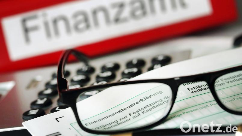 Eine neue Auswertung zeigt, wie schnell die Beamten in den Finanzämtern arbeiten. Bild: Oliver Berg