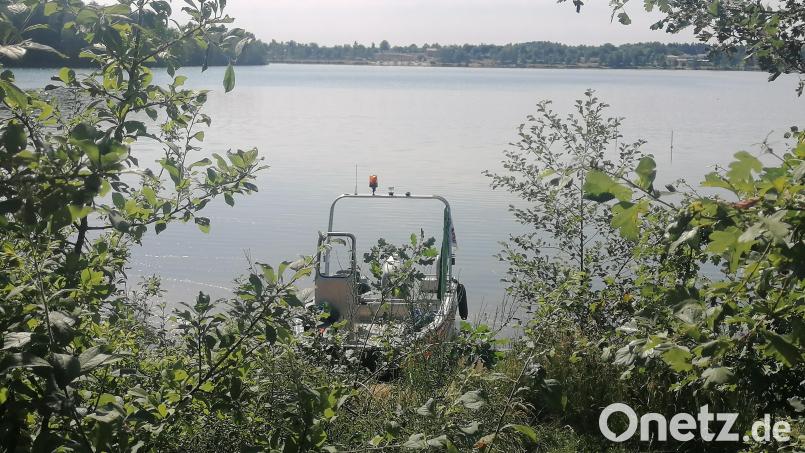 Mehrere Boote der Wasserwacht waren am Murner See im Einsatz. Bild: wrl