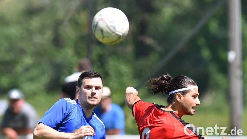 SC Ettmannsdorf - SpVgg SV Weiden 0:3 (0:1) vom 14.5.2022
links Stefan Graf Bild: A. Schwarzmeier
