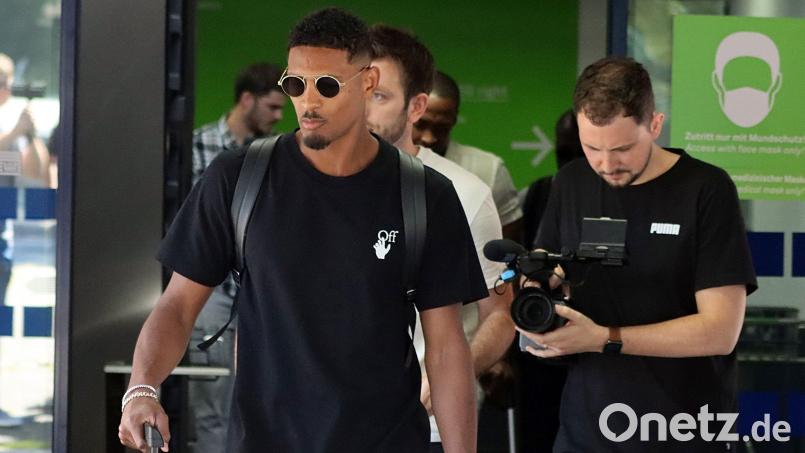 Sébastien Haller am Donnerstag bei der Amkubft in Dortmund. Der BVB holt den Stürmer aus Amsterdam. Bild: Florian Groeger/dpa