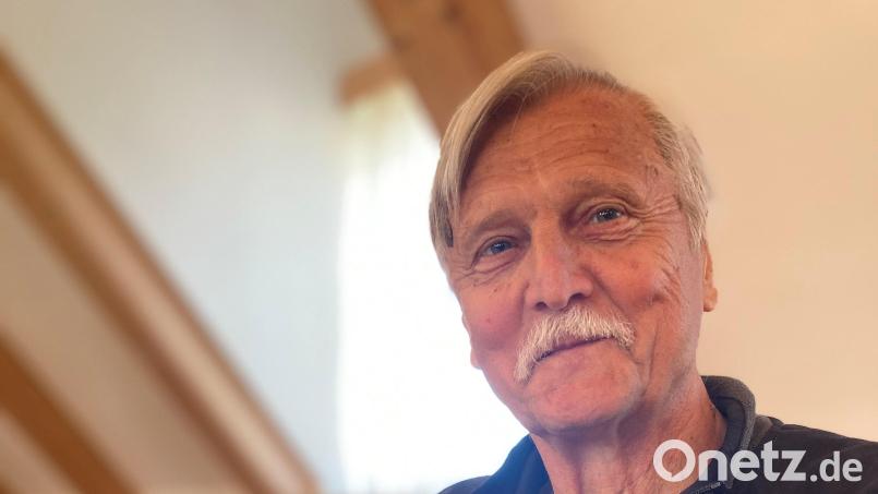 Bernd Thieser legte ein knapp 400-Seiten-Werk über die Hofmark Ebnath im 16. Jahrhundert vor. Bild: stg