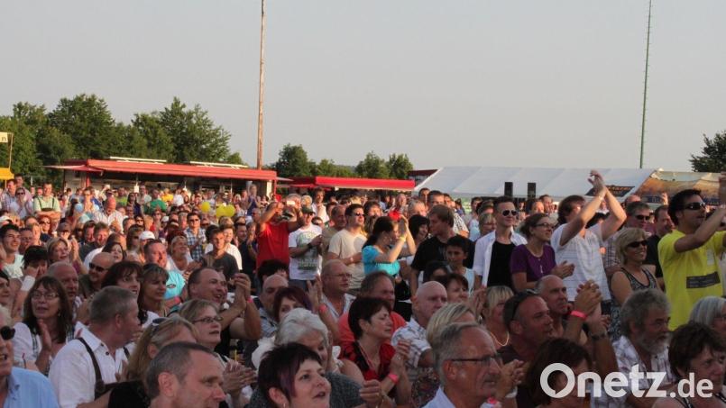 Beim Oberpfalz-Festival in Tännesberg werden heuer 1800 Fans erwartet. Statt &quot;Barbari Bavarii&quot; treten die &quot;Federnelken&quot; auf. Archivbild: Hans Prem