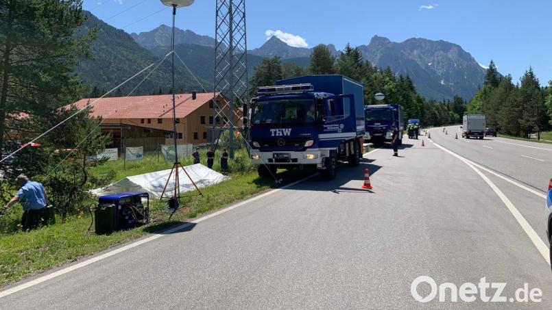Das Technische Hilfswerk (THW) war beim G-7-Gipfel im Elmau eingesetzt. Kräfte aus Nabburg und Oberviechtach bauten unter anderem Kontrollstellen für die Polizei auf. Bild: THW Nabburg/exb