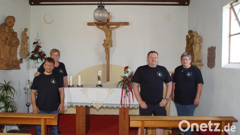 Karl-Heinz Schröpfer, seine Frau Martina sowie deren Geschwister Norbert und Petra Vogl (von links) zählen mit zu den Hauptakteuren im Heimatverein St. Anna Waier-Schwarzach. Bild: mmj