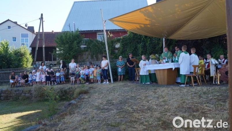 In Ebnath konnte bei bestem Sommerwetter das Pfarrfest gefeiert werden. Bild: soj