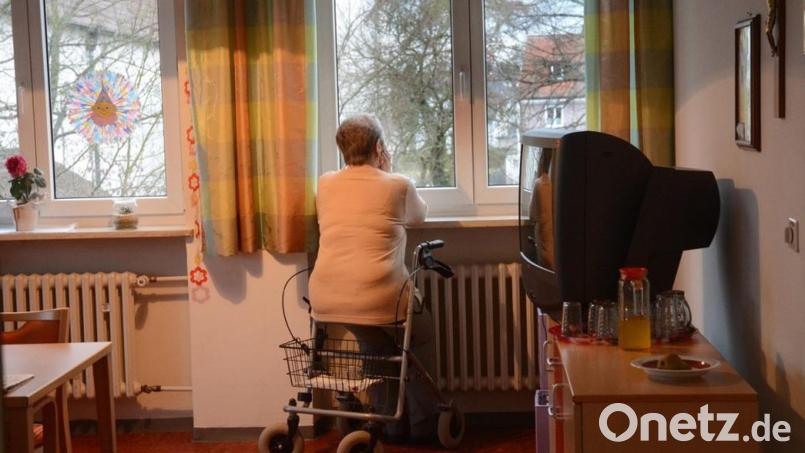 Welche Wohn- und Pflegeformen für ältere Menschen werden benötigt? Das Seniorenpolitische Gesamtkonzept samt Pflegebedarfsplanung soll für Weiden fortgeschrieben werden. Bild: Gabi Schönberger