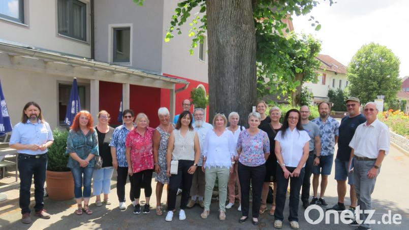 Langjährige Regens Wagner-Mitarbeiter blickten auf bis zu 40 Jahre Dienst am Menschen zurück. Bild: Regens Wagner Michelfeld / Matthias Flierl