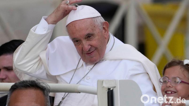 Das Oberhaupt der katholischen Kirche: Papst Franziskus. Bild: Andrew Medichini/AP/dpa