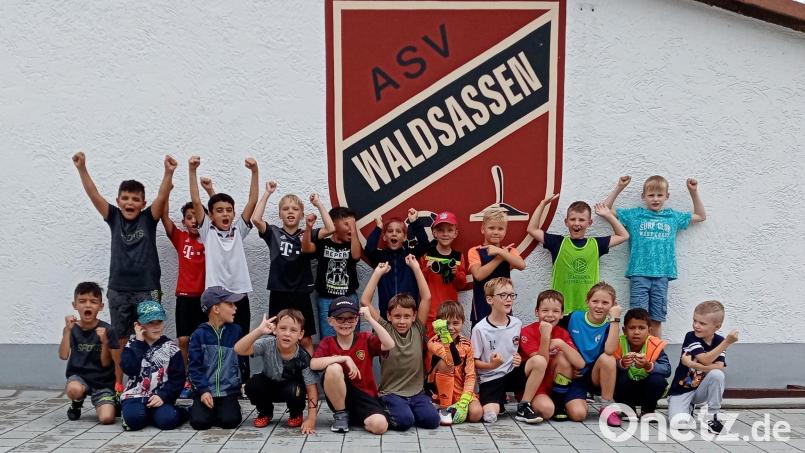 25 Kinder nahmen am Schnuppertraining des ASV Waldsassen teil. Bild: kro