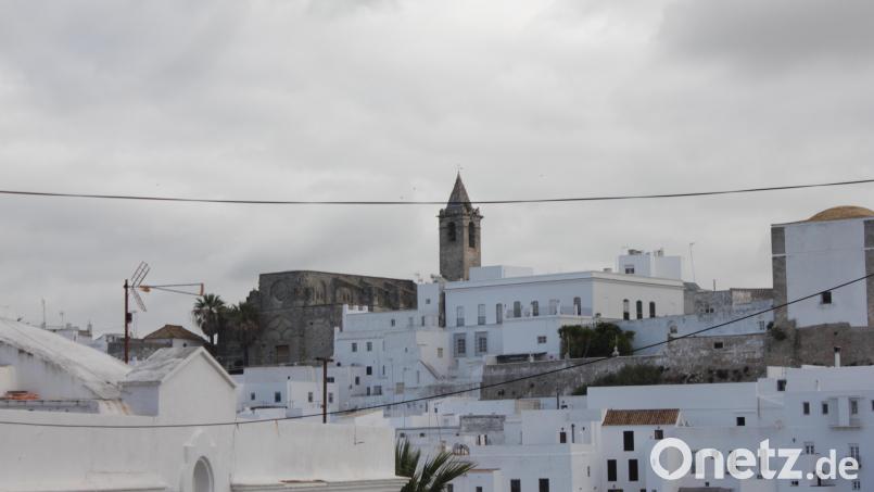 Die Pfarrkirche Divino Salvador steht am höchsten Punkt der Stadt. Bild: Anika Reker/dpa