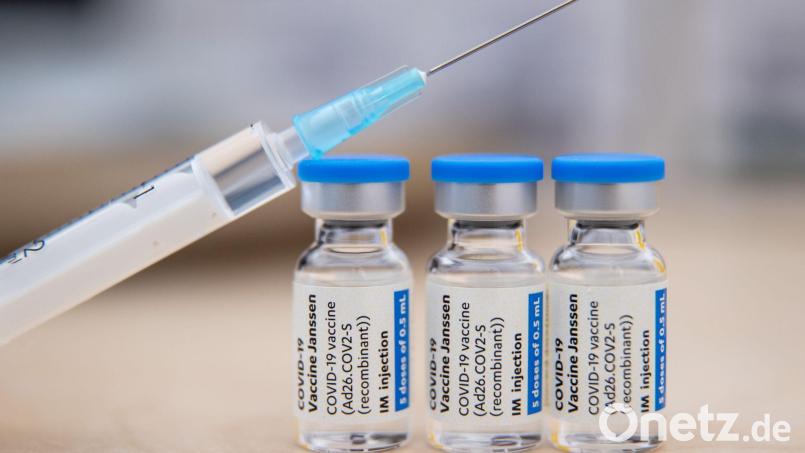 Fast 60 000 Ungeimpfte sind im bayerischen Gesundheitswesen beschäftigt sind, ein Bußgeld hat noch keiner bekommen. Symbolbild: Daniel Karmann/dpa/Symbolbild