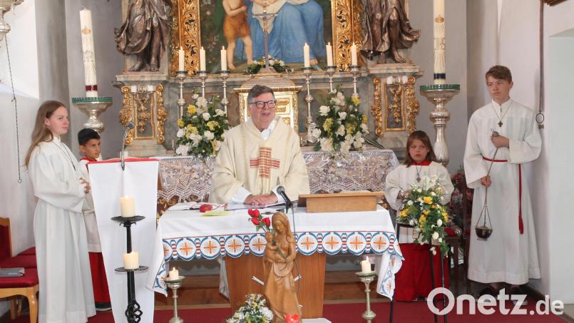 &quot;Die Kirche könnte viel erzählen&quot;, sagt Monsignore im Gottesdienst zum 185-jährigen Weihejubiläum. Bild: pi