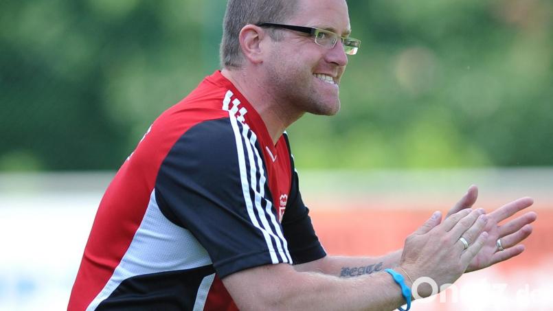 Nach sechs Jahren ist Bernd Reil zurück als Trainer des TSV Pleystein. Bild: A. Schwarzmeier