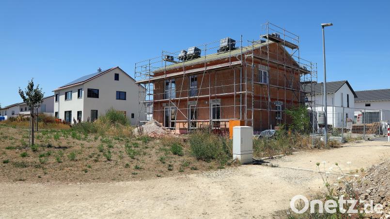 Wer jetzt in Amberg baut, soll schon ab 2023 mehr Grundsteuer zahlen. So empfiehlt es zumindest der Hauptverwaltungs- und Finanzausschuss dem Stadtrat, der am 25. Juli darüber final entscheidet. Bild: Wolfgang Steinbacher