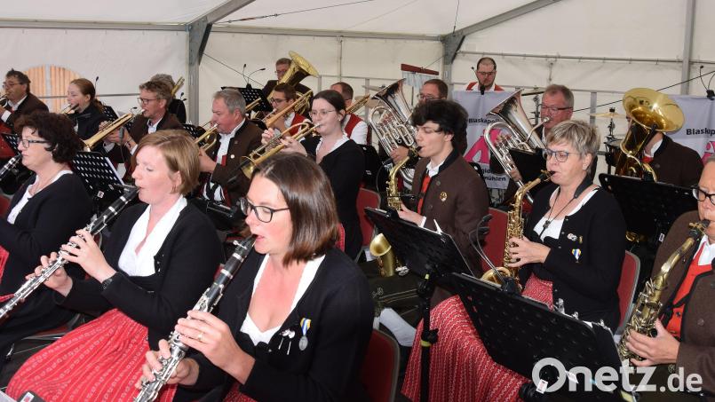 Die Blaskapelle St. Ägidius Schmidmühlen hatte zur Sommerserenade eingeladen. Bild: bö