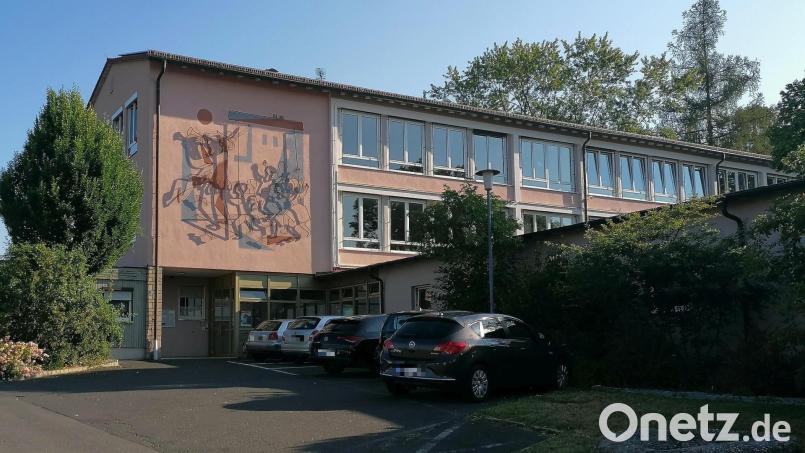 Stabile Schülerzahlen sichern die Grundschule Krummennaab. Im kommenden Schuljahr besuchen 116 Buben und Mädchen die Schule. Bild: vsr