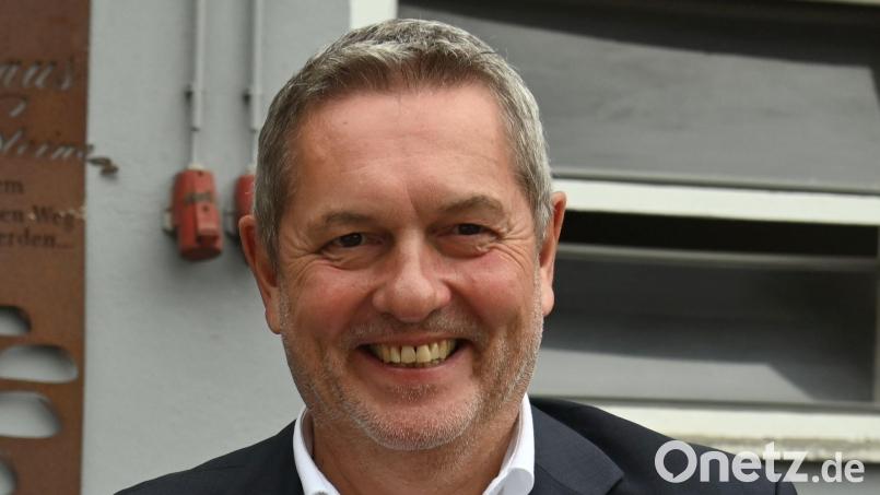 Jubilar Johann Lindner (links) und Bürgermeister Joachim Neuß, der ihm gratulierte. Bild: gf