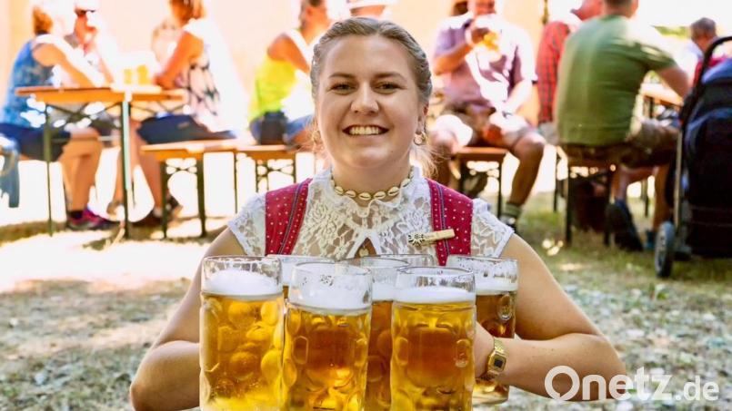 Marie Schuller hat das Brauer-Handwerk gelernt und ist jetzt für ihre Leistungen ausgezeichnet worden. Bild: gri